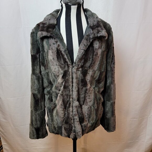 Betsey Johnson Faux Fur Coat - Size M - Soft and Fun - Picture 4 of 7